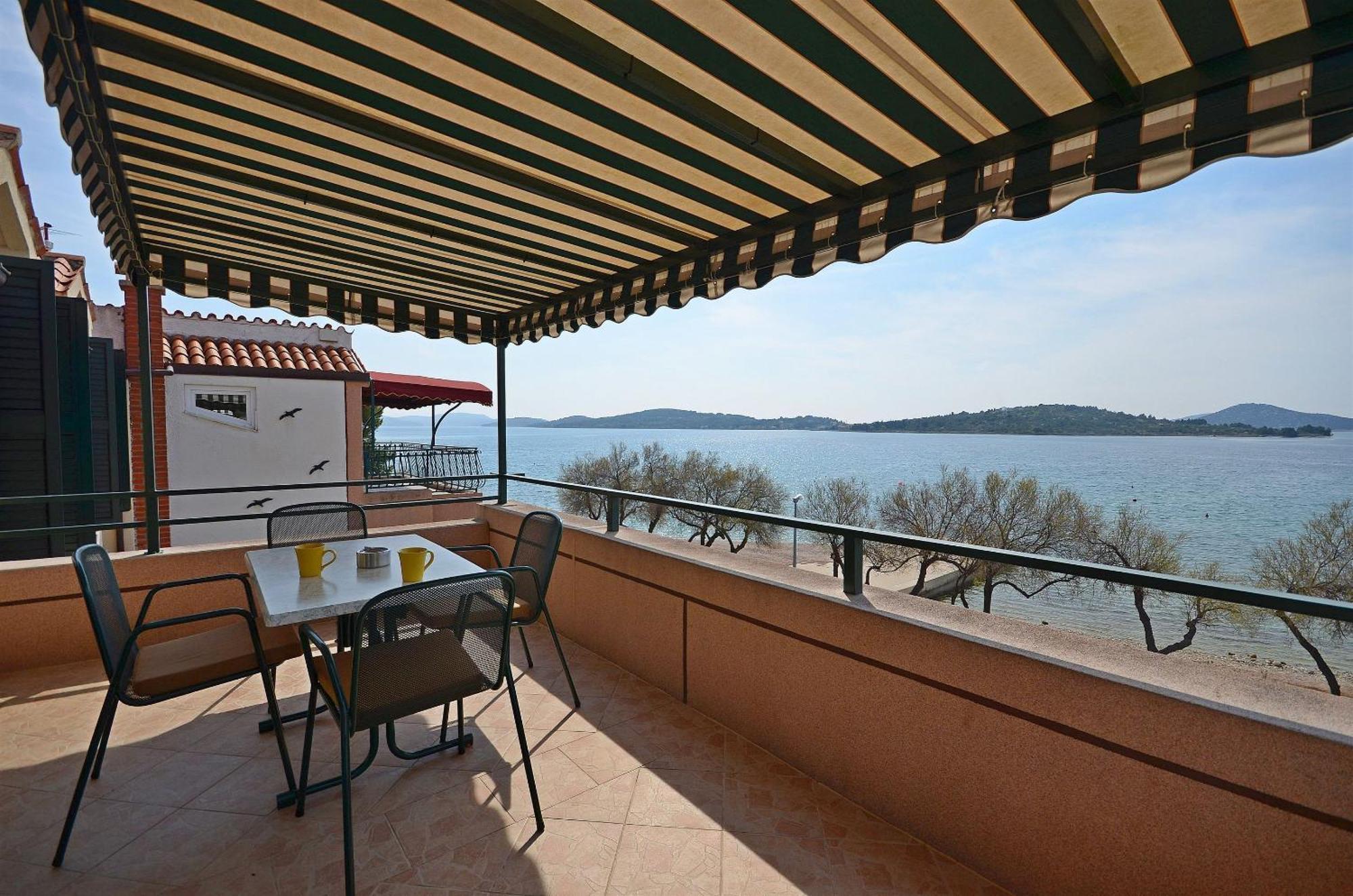 Apartments Zdenka Vodice Exterior foto